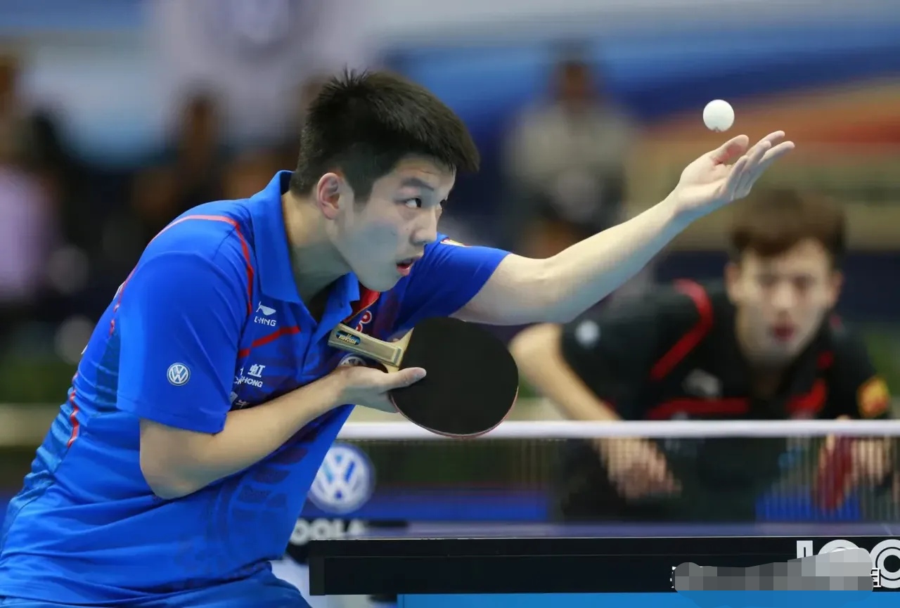 日本队横扫法国队,樊振东点燃赛场 日本队横扫法国队,樊振东点燃赛场