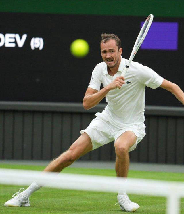 蒙特卡洛大师赛险胜温网，鲁德高光表现