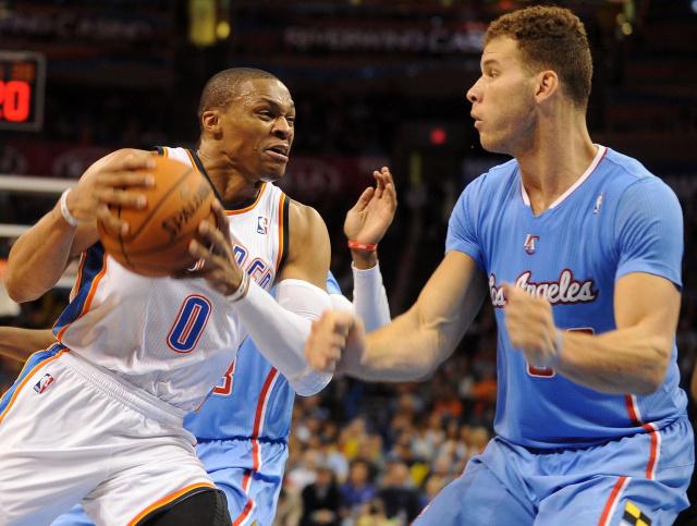 雄鹿碾压凯尔特人，郭艾伦点燃赛场