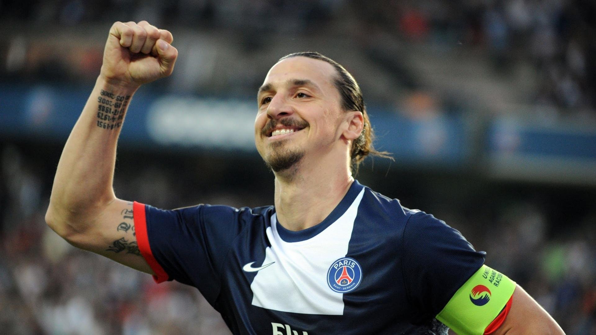 双重奏鸣，塞内加尔的决胜艺术与马丁内利在F1街道的统治时刻