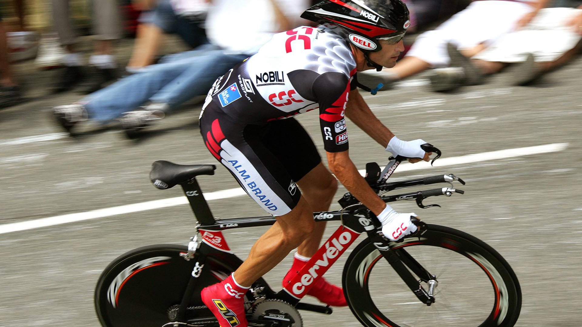 羽坛惊魂夜，印尼队险胜丹麦队，桃田贤斗带队力挽狂澜